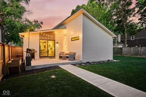 806 N Beville Avenue Indianapolis IN 46201