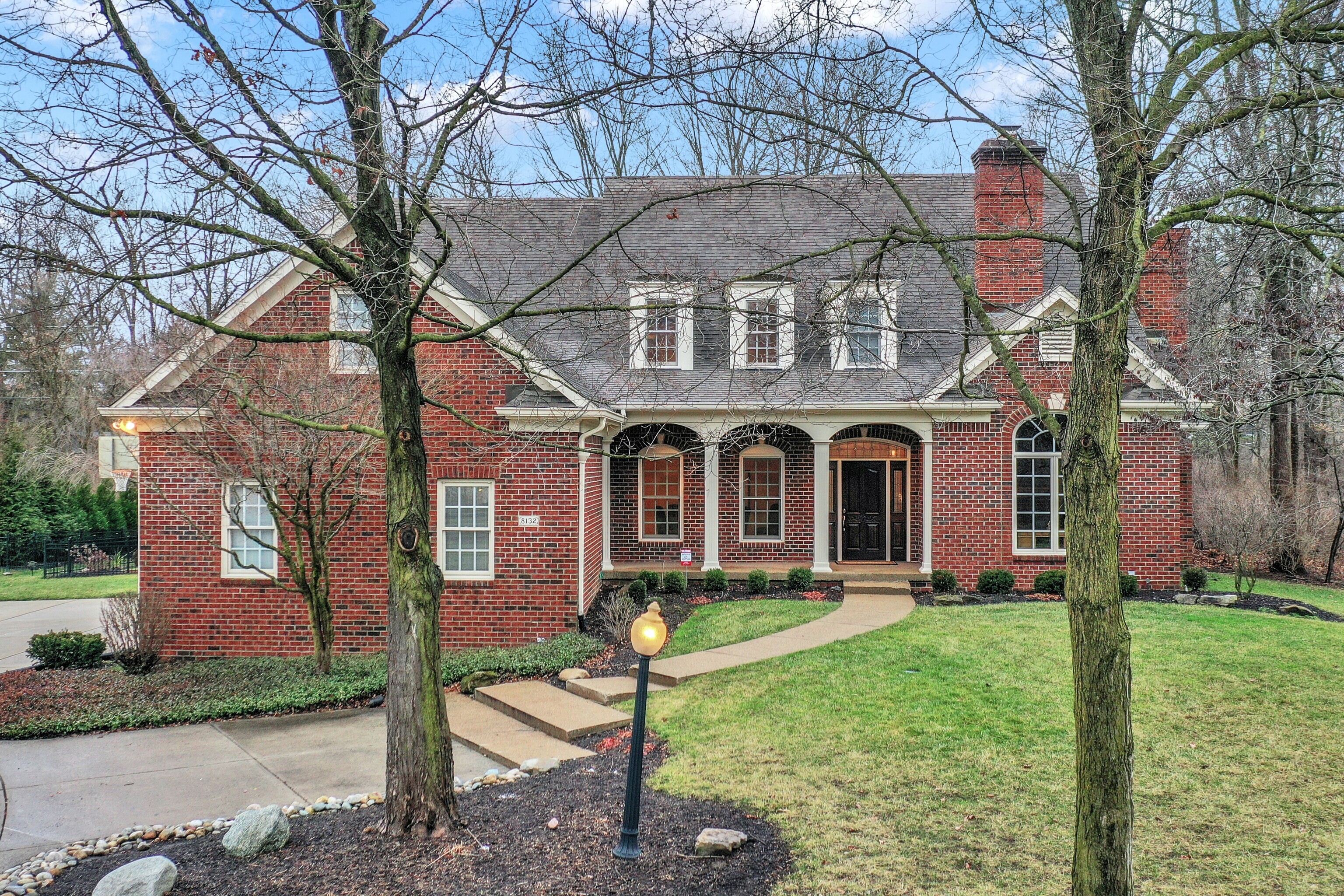 8132 Meadowbrook Drive Indianapolis IN 46240