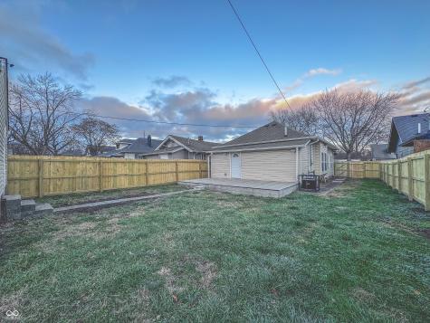 424 S Oakland Avenue Indianapolis IN 46201