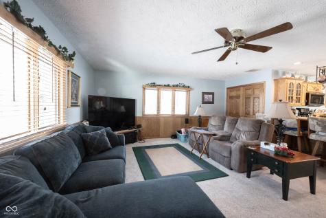 5179 W Blue Bell Drive New Palestine IN 46163