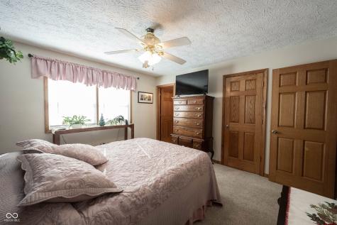 5179 W Blue Bell Drive New Palestine IN 46163