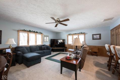 5179 W Blue Bell Drive New Palestine IN 46163
