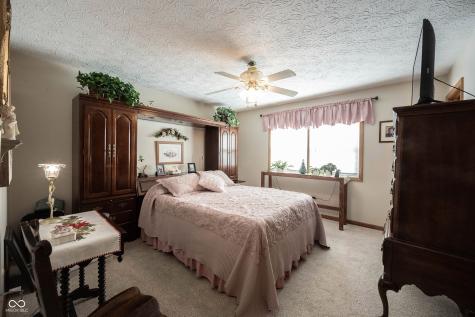 5179 W Blue Bell Drive New Palestine IN 46163