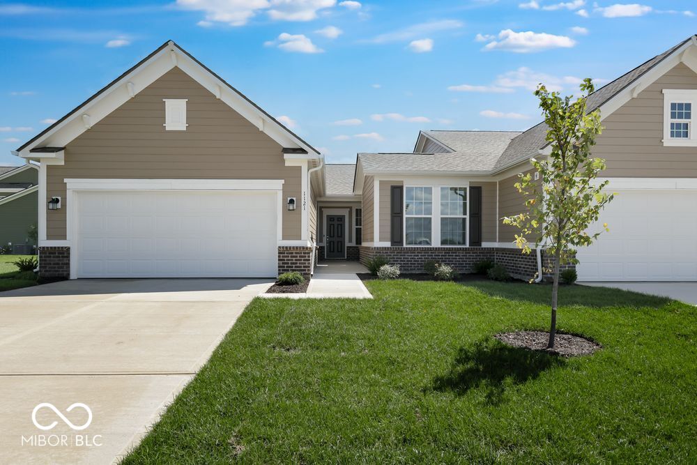 1121 Authentic Lane Indianapolis IN 46239