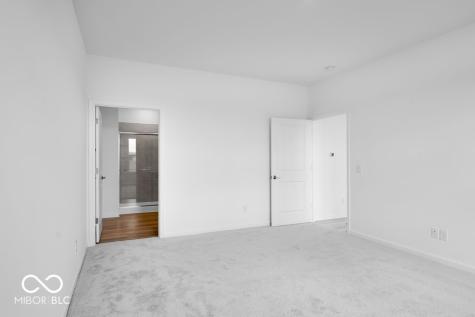 1121 Authentic Lane Indianapolis IN 46239