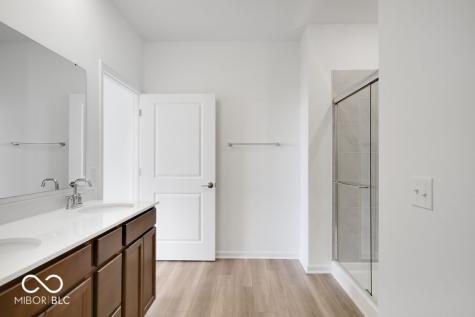 1121 Authentic Lane Indianapolis IN 46239