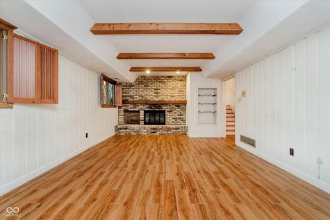 11327 Lakeshore Drive W Carmel IN 46033