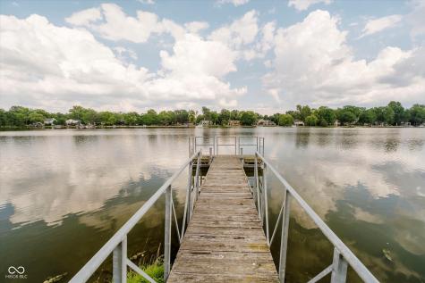 11327 Lakeshore Drive W Carmel IN 46033