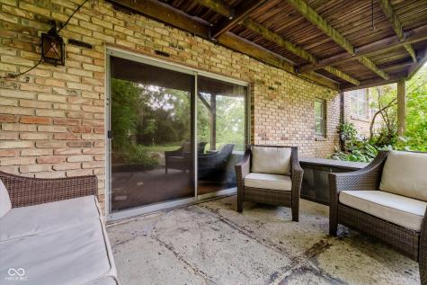 11327 Lakeshore Drive W Carmel IN 46033