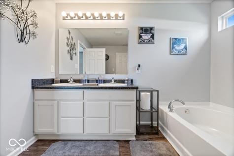 1933 Jessica Court Indianapolis IN 46239
