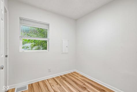 3118 W 9th Street Indianapolis IN 46222