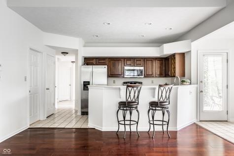 7570 Pinesprings West Drive Indianapolis IN 46256