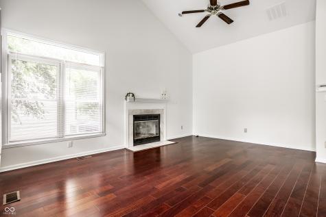 7570 Pinesprings West Drive Indianapolis IN 46256
