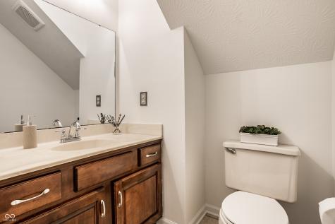 7570 Pinesprings West Drive Indianapolis IN 46256