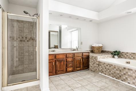 7570 Pinesprings West Drive Indianapolis IN 46256