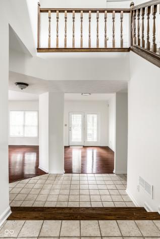7570 Pinesprings West Drive Indianapolis IN 46256