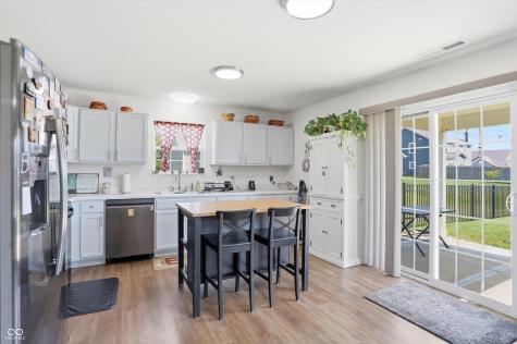 5673 Broadcaster Lane Plainfield IN 46168