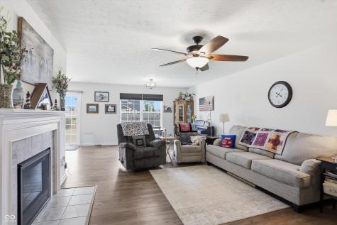 5673 Broadcaster Lane Plainfield IN 46168