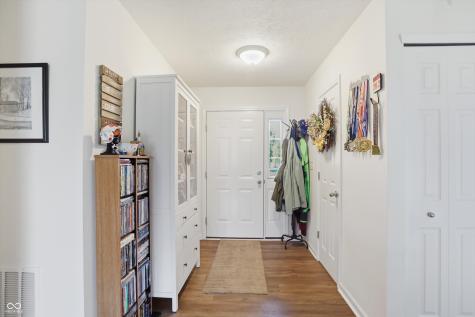 5673 Broadcaster Lane Plainfield IN 46168
