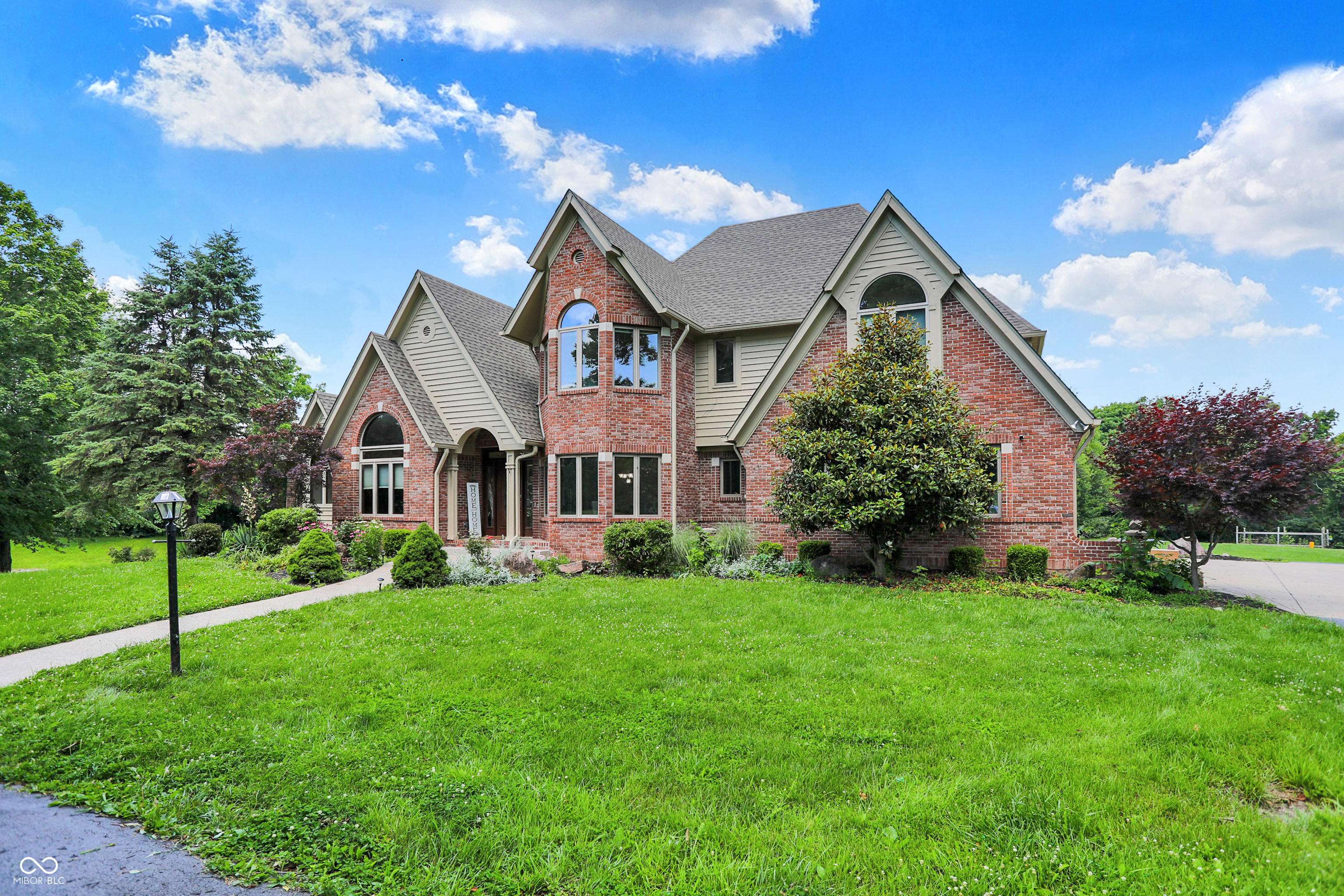 3592 W Smokey Row Road Bargersville IN 46106