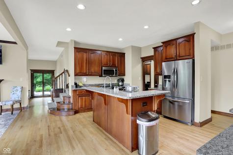 3592 W Smokey Row Road Bargersville IN 46106