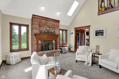 3592 W Smokey Row Road Bargersville IN 46106