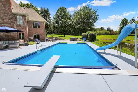 3592 W Smokey Row Road Bargersville IN 46106