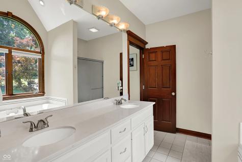 3592 W Smokey Row Road Bargersville IN 46106