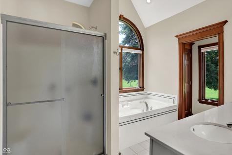 3592 W Smokey Row Road Bargersville IN 46106