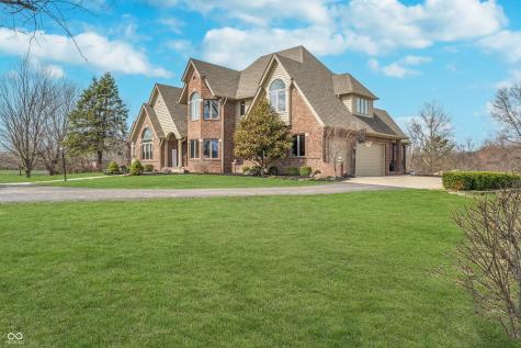 3592 W Smokey Row Road Bargersville IN 46106