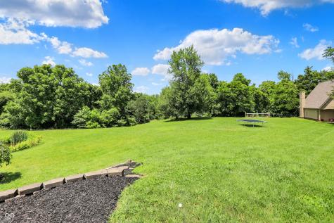 3592 W Smokey Row Road Bargersville IN 46106