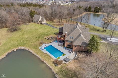 3592 W Smokey Row Road Bargersville IN 46106