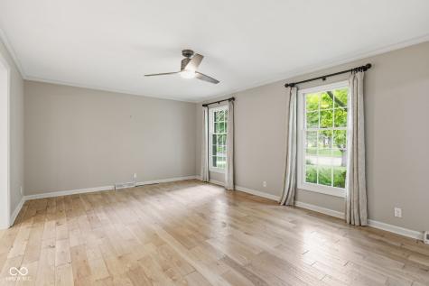9008 Chestnut Court Indianapolis IN 46260