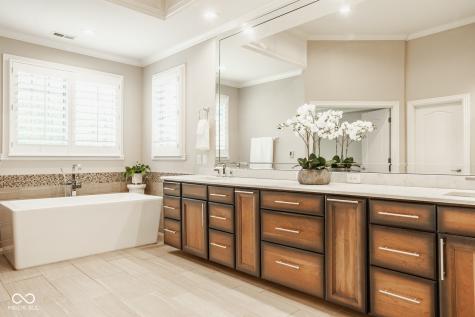 14586 Stonegate Court Carmel IN 46032