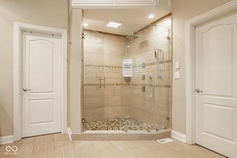 14586 Stonegate Court Carmel IN 46032