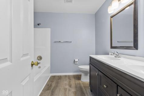 19551 Amber Way Noblesville IN 46060