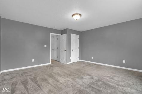 5644 Broadcaster Lane Plainfield IN 46168