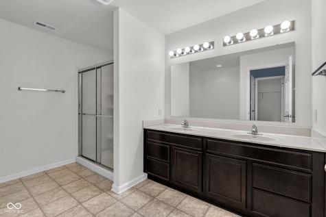 5644 Broadcaster Lane Plainfield IN 46168