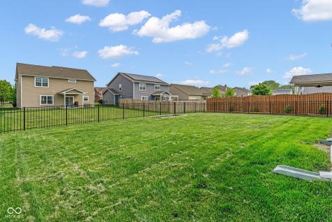 5644 Broadcaster Lane Plainfield IN 46168
