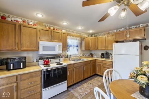 151 W Boone Street Cloverdale IN 46120