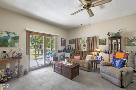 151 W Boone Street Cloverdale IN 46120