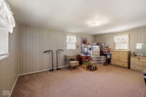 151 W Boone Street Cloverdale IN 46120