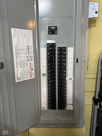 519 E Wabash Avenue Crawfordsville IN 47933