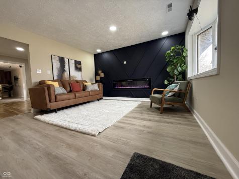 651 Fabyan Road Indianapolis IN 46217