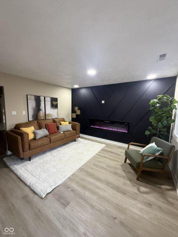 651 Fabyan Road Indianapolis IN 46217