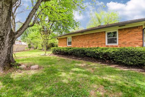 7010 Grosvenor Place Indianapolis IN 46220