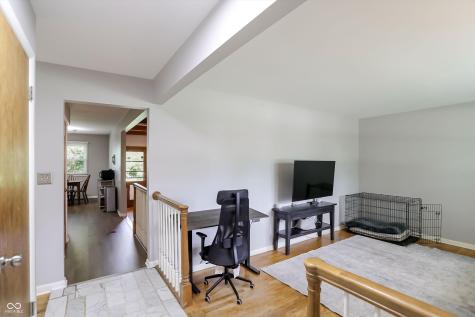 7010 Grosvenor Place Indianapolis IN 46220