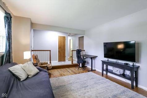 7010 Grosvenor Place Indianapolis IN 46220