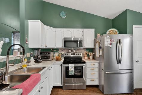 3815 Nuthatcher Drive Indianapolis IN 46228