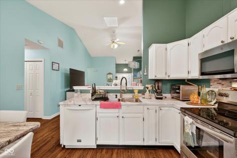 3815 Nuthatcher Drive Indianapolis IN 46228